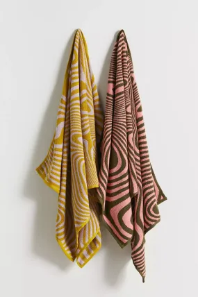 Baggu Trippy Yuzu Swirl Bath Towel