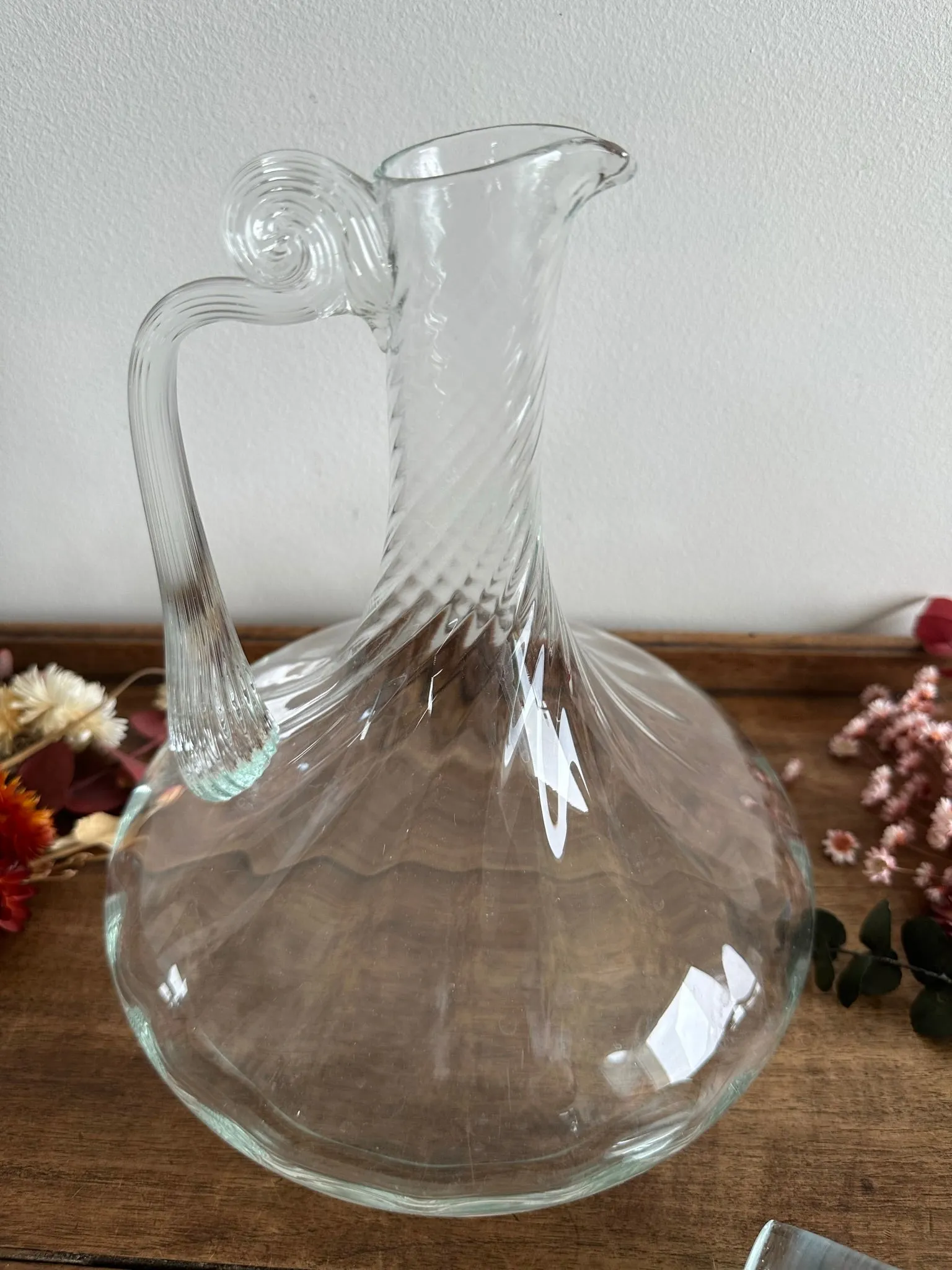 Carafe à vin décanteur en verre moulé