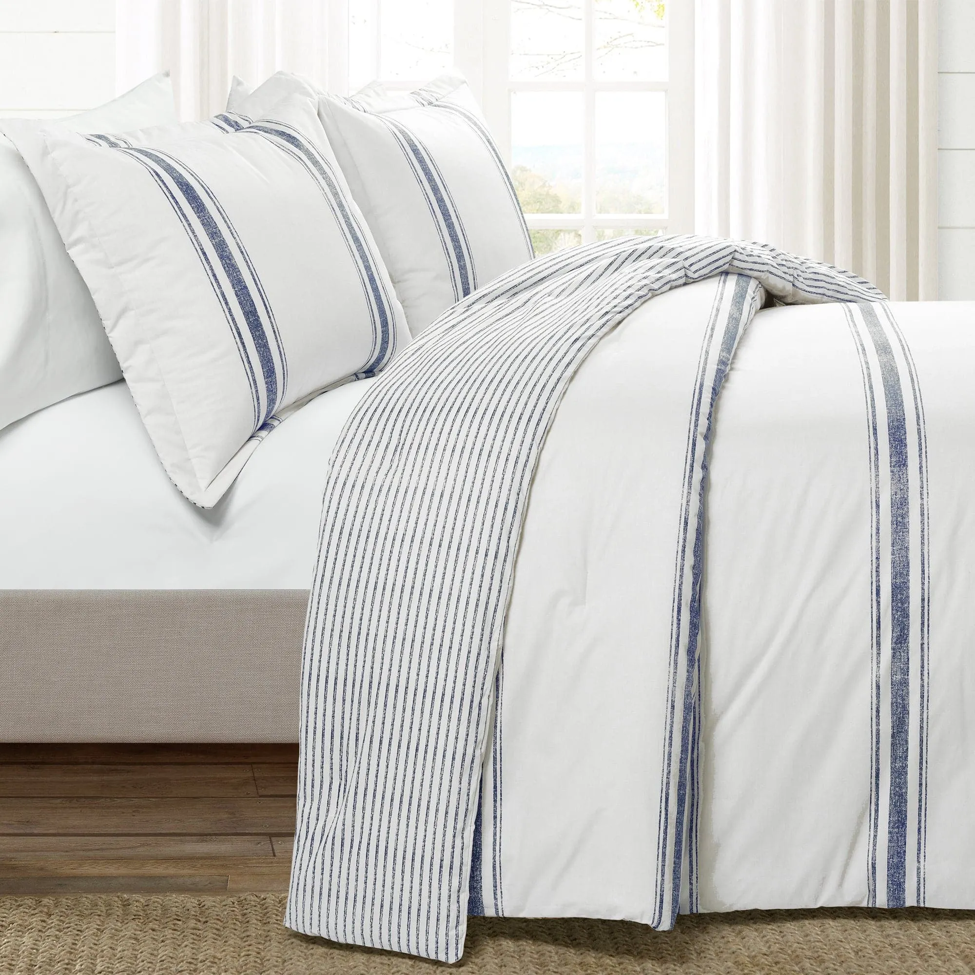 Farmhouse Stripe Reversible Comforter Set