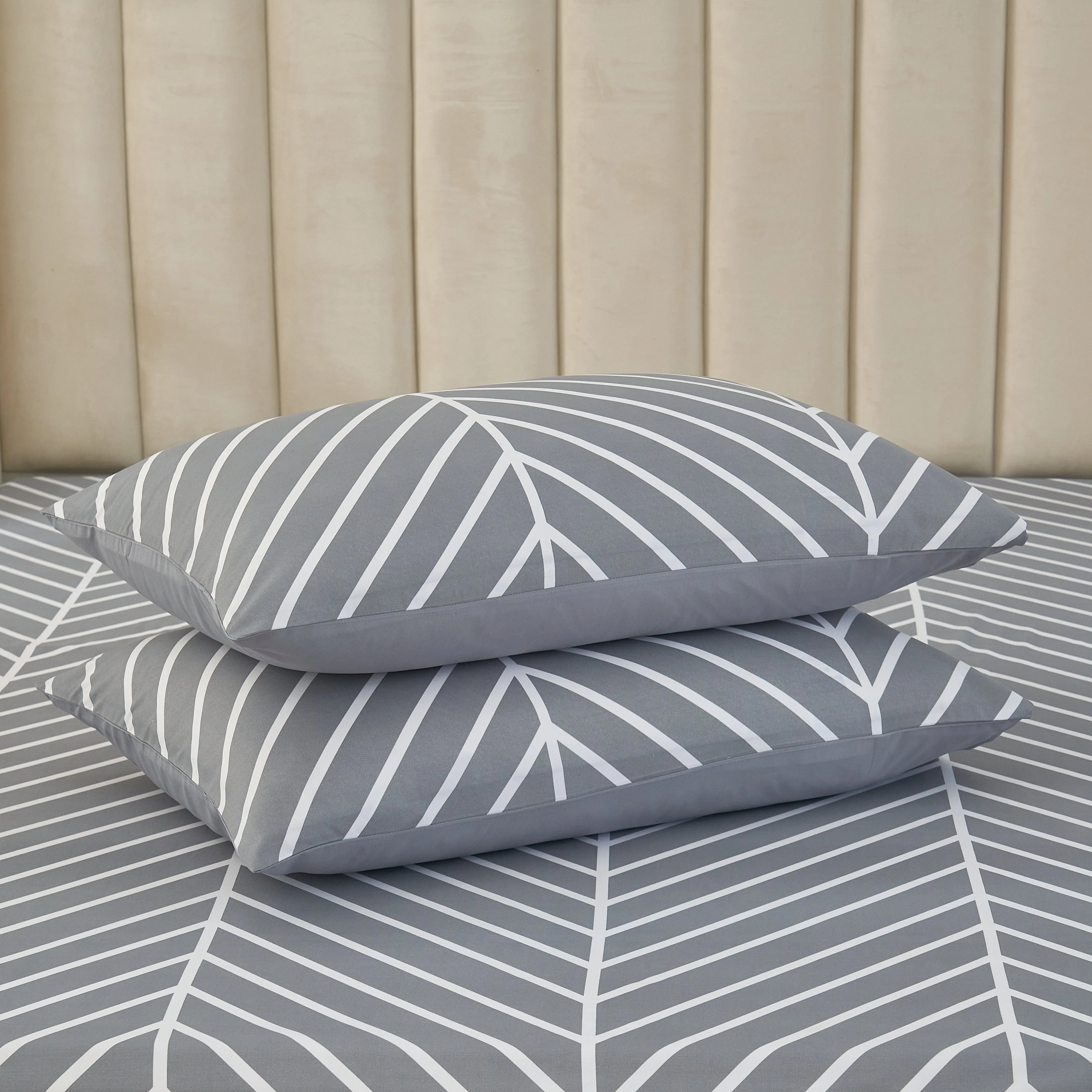 Microfibre Soft as Egyptian Cotton Printed Grey Herringbone Duvet Cover Sets