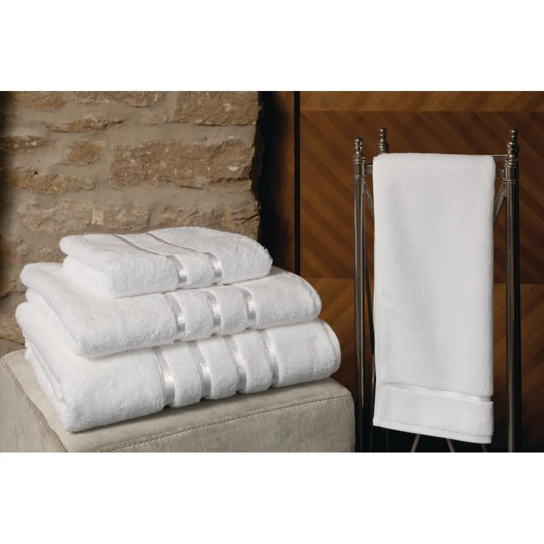 Mitre Heritage Hampton Bath Towel