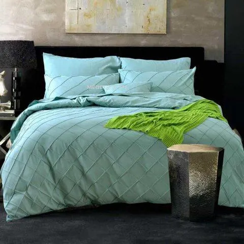 Pinch Pleat Duvet Set