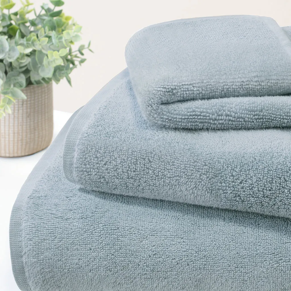 Plush Coastal Blue Towel Essentials Bundle (2 Wash   2 Hand   2 Bath Towels)