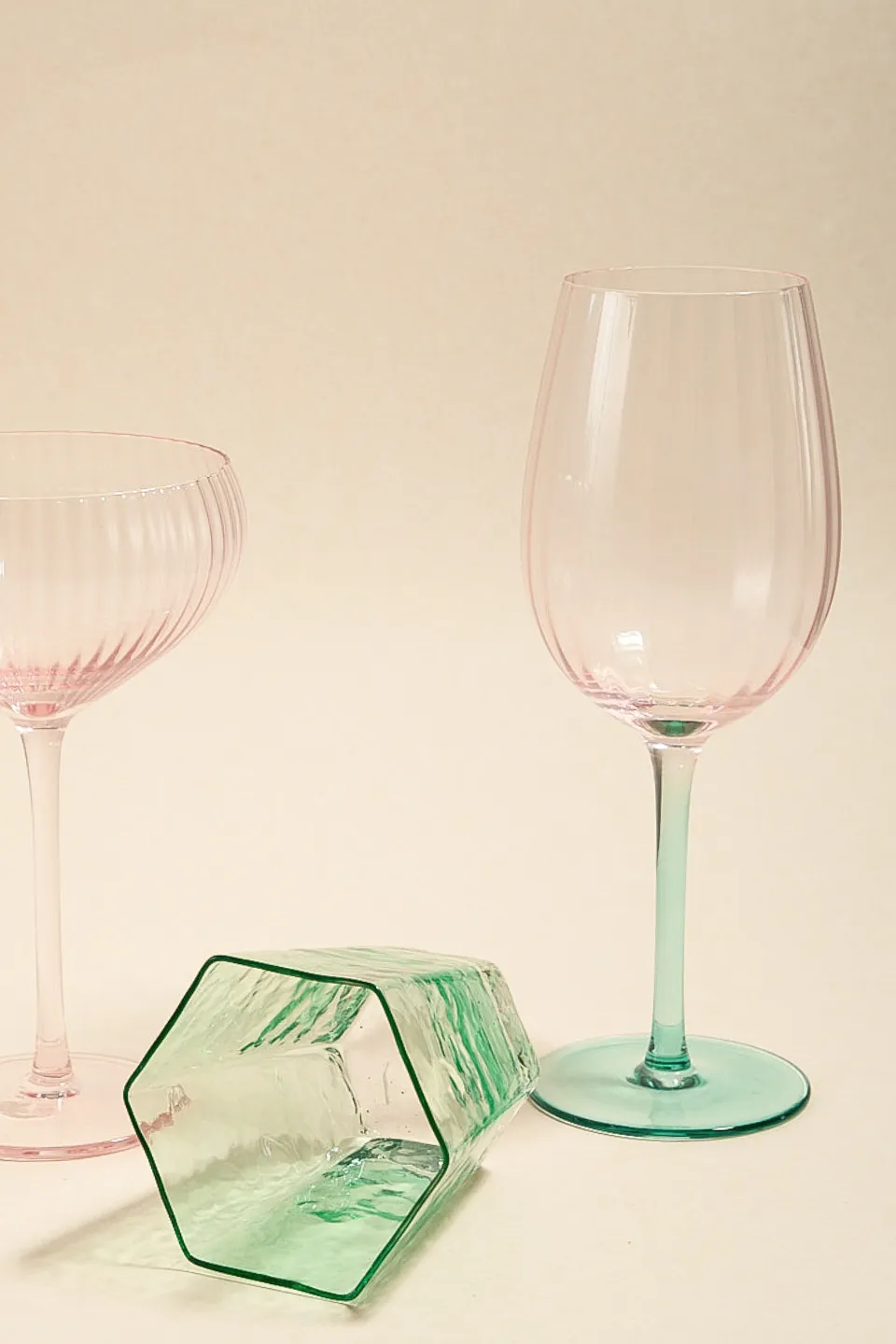 Ripple Pink Green Tall Wine Glass