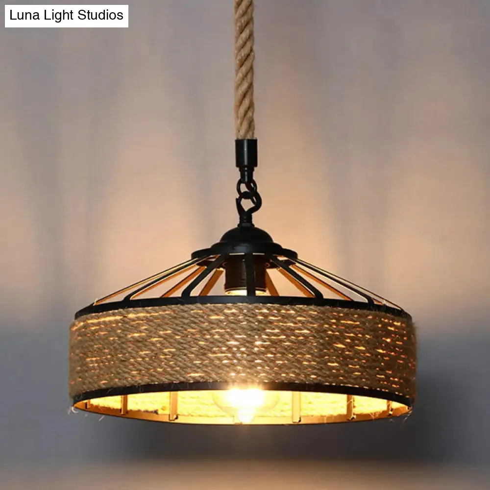 Rustic Hemp Rope Hanging Lamp, Vintage Single-Bulb Pendant for Restaurants - Brown